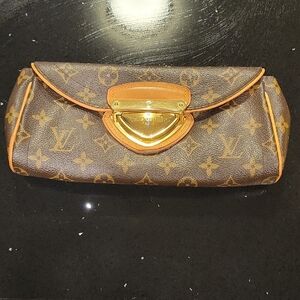 Louis Vuitton Brown Monogram Clutch Beverly